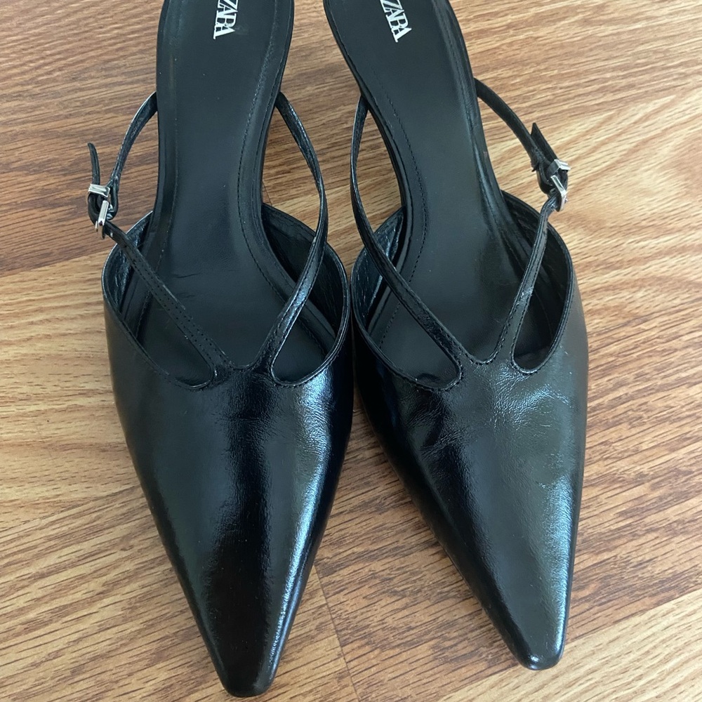 Zara Black Pointed Slingback Heels